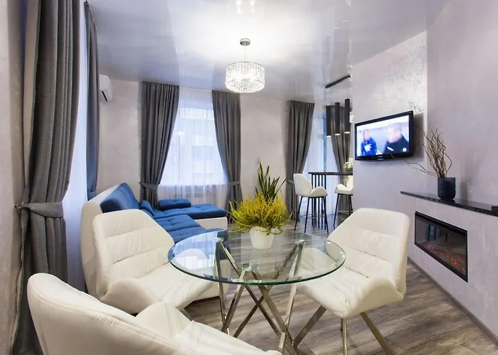 New Luxury Apartment In The Center On Konstitution Square