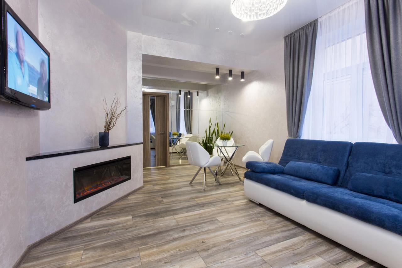 New Luxury In The Center On Konstitution Square Kharkiv