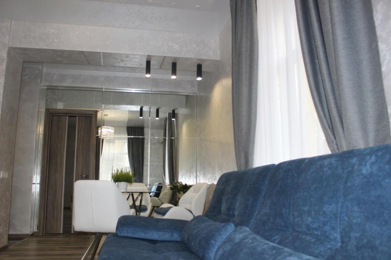 New Luxury In The Center On Konstitution Square Apartment Kharkiv