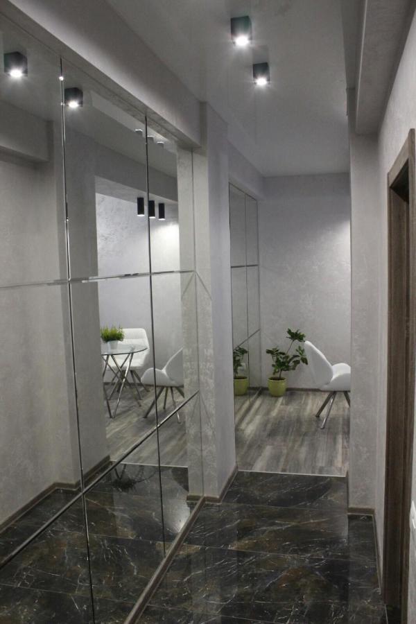 New Luxury In The Center On Konstitution Square Apartment Kharkiv