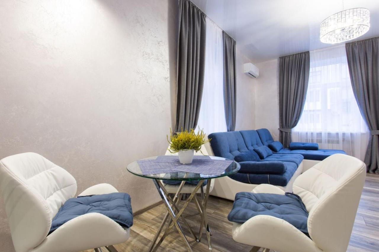New Luxury In The Center On Konstitution Square
