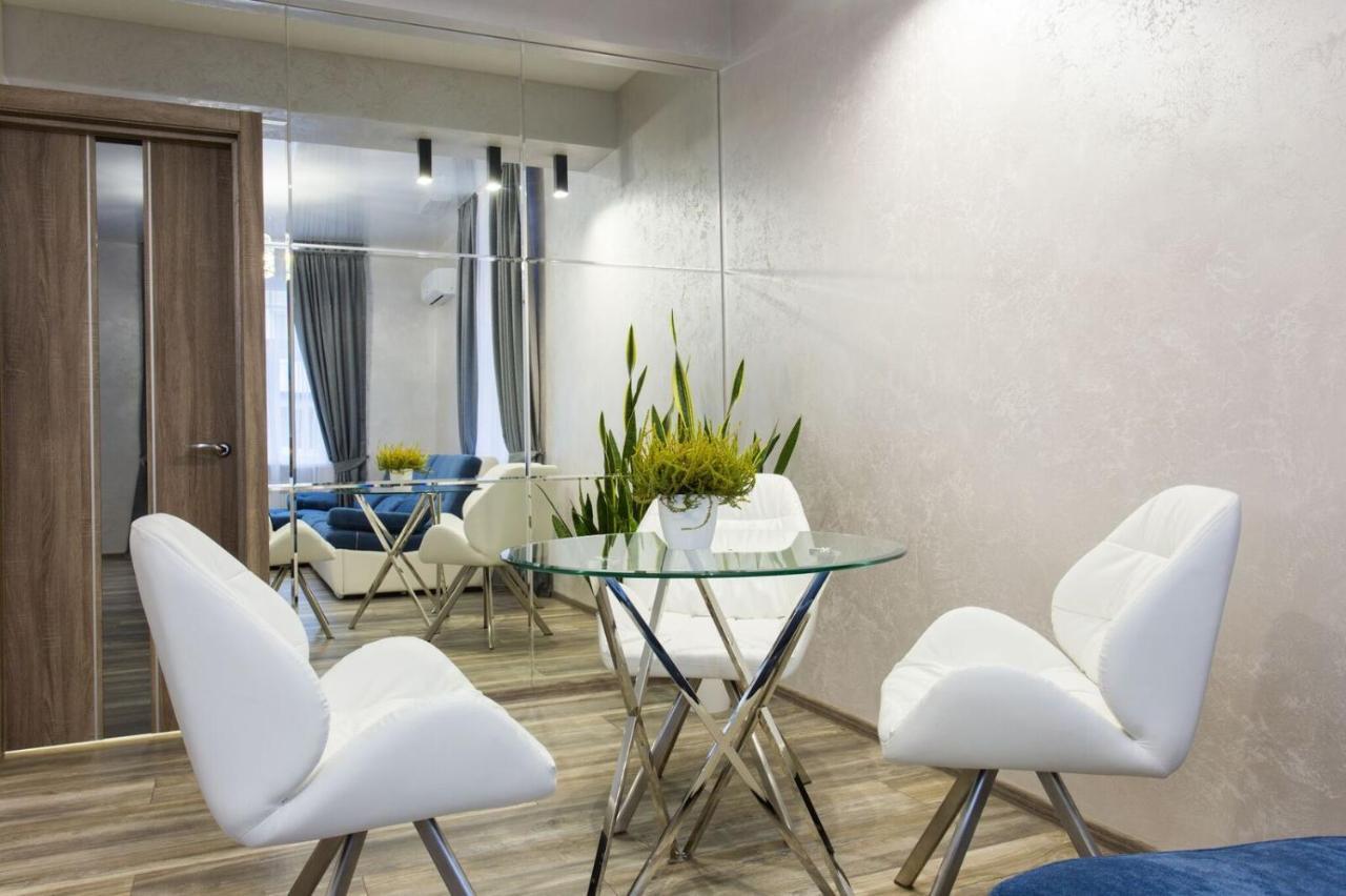Apartment New Luxury In The Center On Konstitution Square