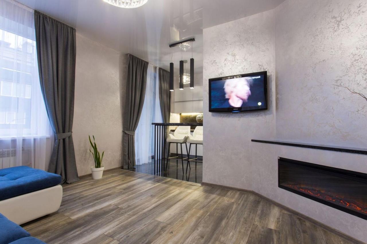 New Luxury In The Center On Konstitution Square Kharkiv
