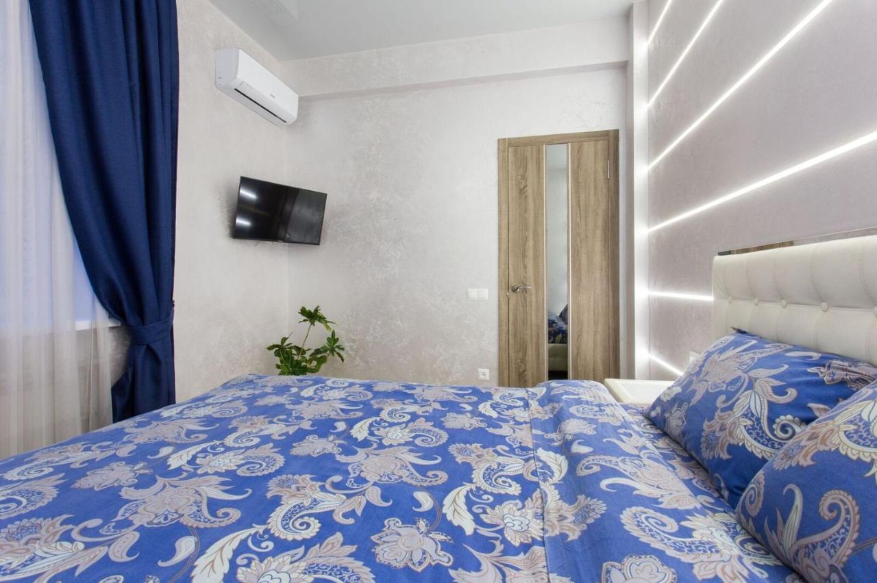 New Luxury In The Center On Konstitution Square * Kharkiv