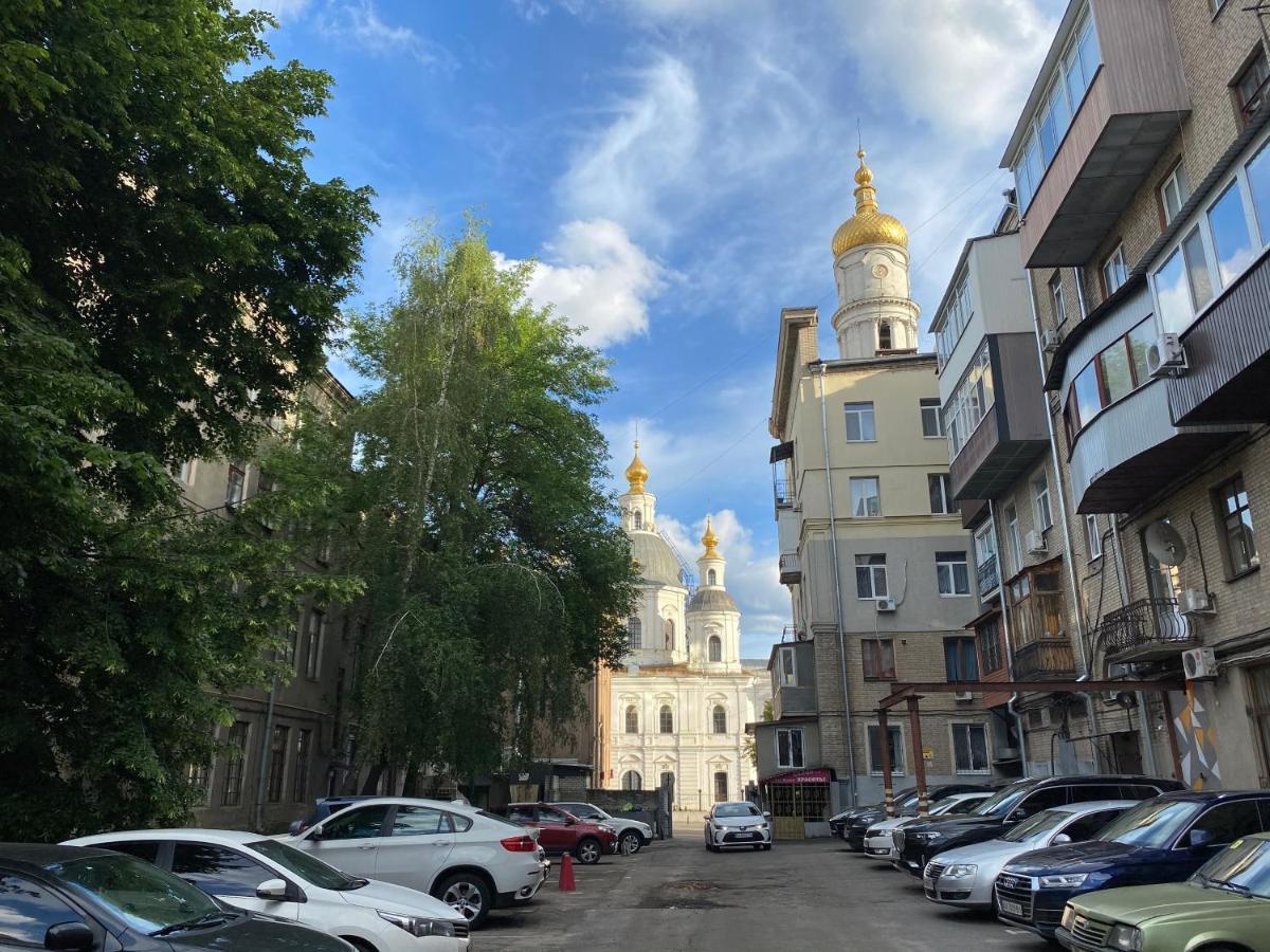 Apartment New Luxury In The Center On Konstitution Square Kharkiv